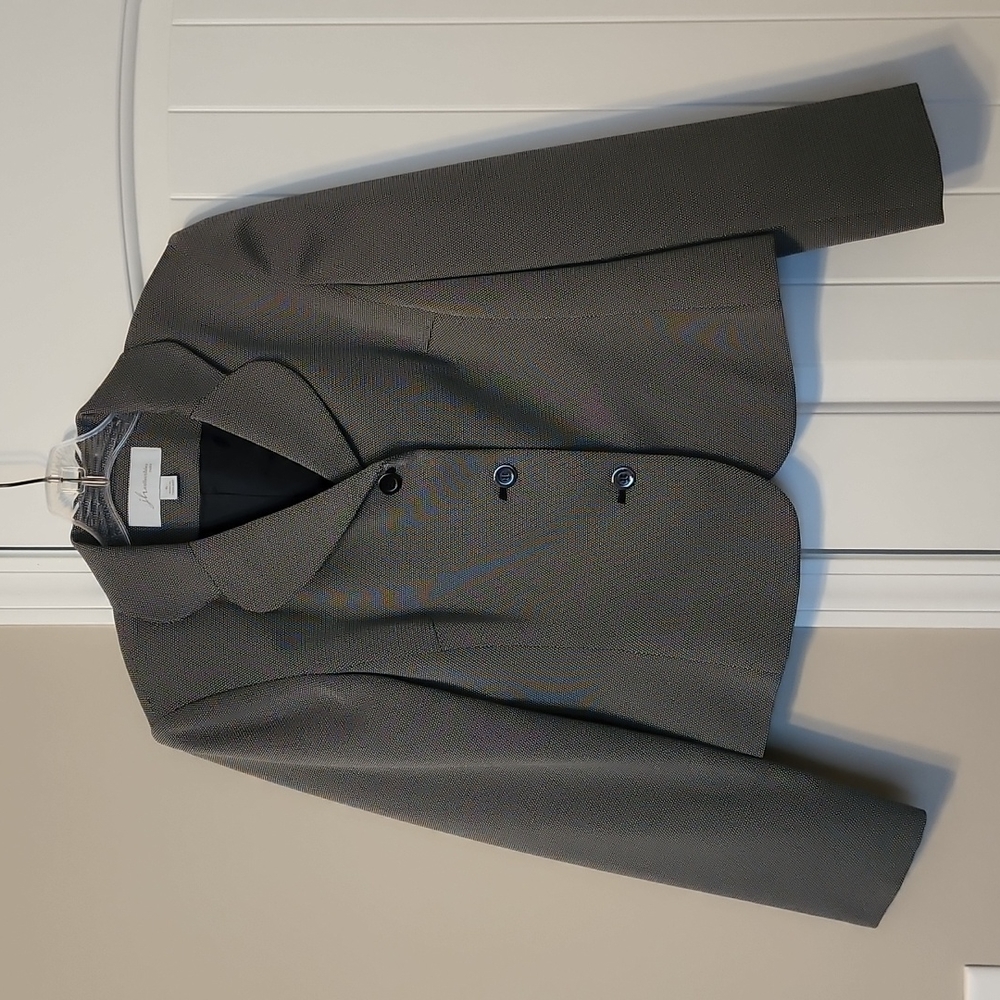 JH Collectible Suits Women’s Size 6 Blazer